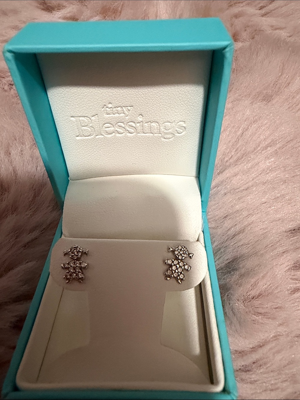 White gold 14k diamonds little girl Stud Earrings -